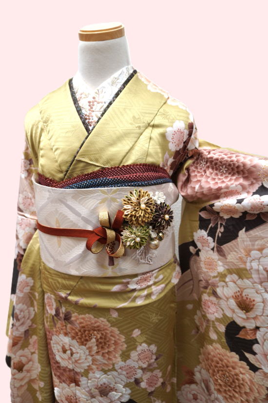 新色くすみグリーン振袖【FUN-2046】|振袖レンタル・着付け|大阪都島、日産呉服・和田甚 新色くすみグリーン振袖【FUN-2046】|振袖レンタル・着付け|大阪都島、日産呉服・和田甚