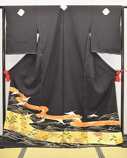 正絹純金箔黒留袖|tr-005|留袖レンタル大阪