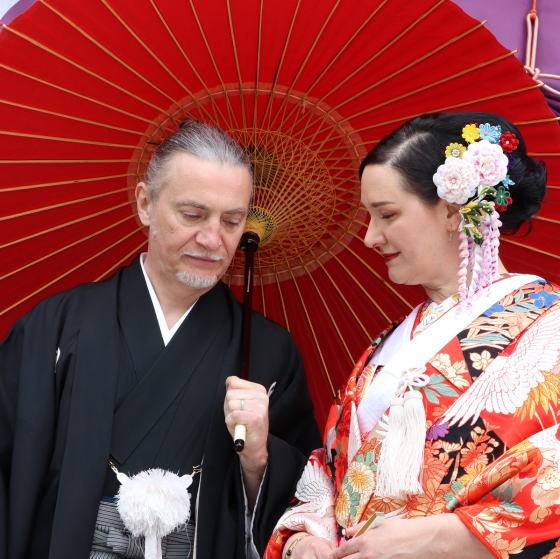 和婚、フォトウエディング（フォトブライダル）神社出張プラン・着付け＆ヘアー＆メイク・写真撮影・創作髪飾り|レンタル白無垢・色打ち掛け・黒紋付き|大阪、日産呉服・和田甚